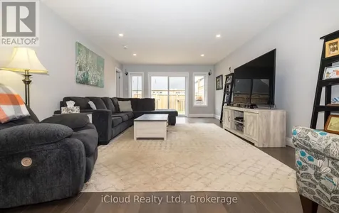 108 Stephenson Way Minto ON N0G 2P0