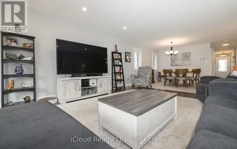 108 Stephenson Way Minto ON N0G 2P0