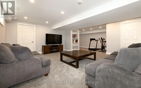 108 Stephenson Way Minto ON N0G 2P0