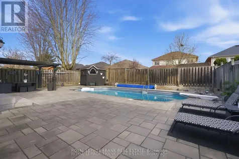 57 Rosena Lane Uxbridge ON L9P 1X7