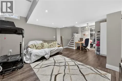 4236 Prudham Avenue Burlington ON L7M 0N3