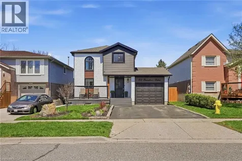 102 Ironstone Drive Cambridge ON N1P 1A4