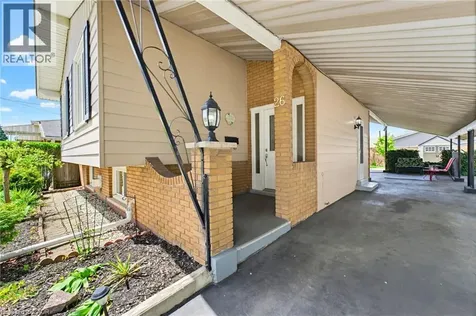 26 Rivercrest Road Hamilton ON L8E 1M9