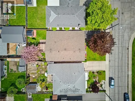 26 Rivercrest Road Hamilton ON L8E 1M9