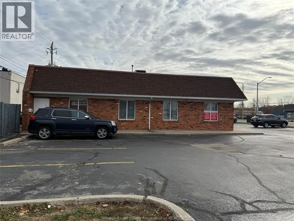 2528 Dougall Avenue Windsor ON N8X 1T6