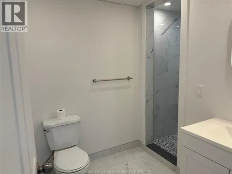 2528 Dougall Avenue Windsor ON N8X 1T6