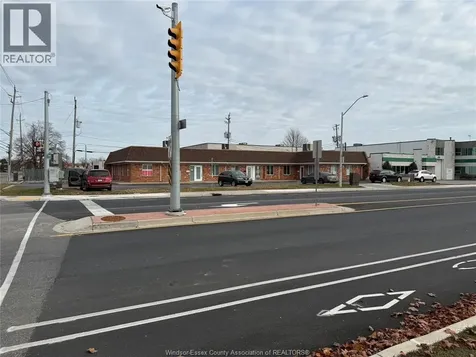 2528 Dougall Avenue Windsor ON N8X 1T6