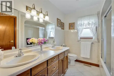 178 Ellison Avenue Leamington ON N8H 5J2