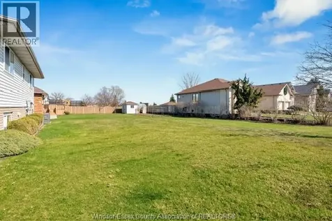 178 Ellison Avenue Leamington ON N8H 5J2