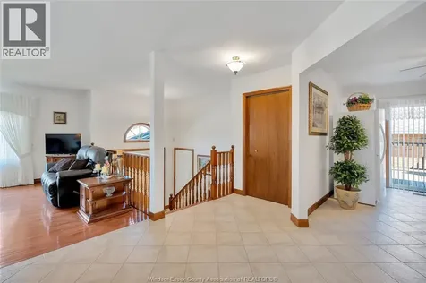 178 Ellison Avenue Leamington ON N8H 5J2