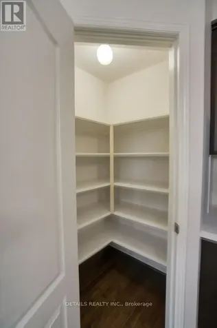 210 Calaveras Avenue Ottawa ON K2J 5K5