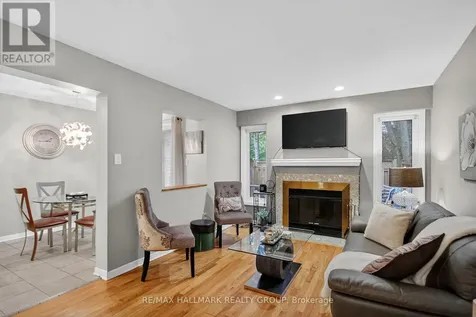 110 Hunter's Glen Crescent Ottawa ON K1T 3R1