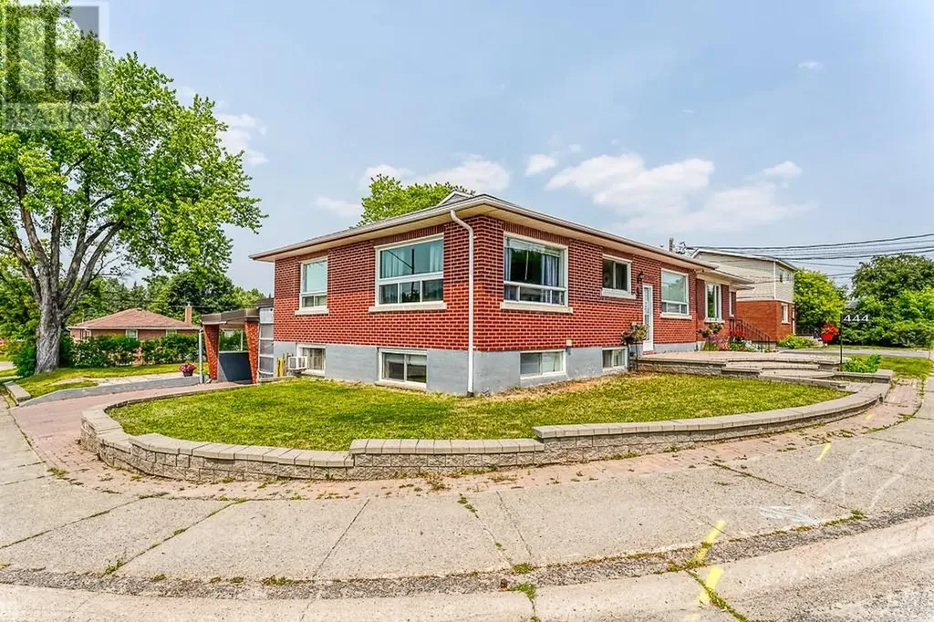 444 White Avenue Sudbury ON P3C 2G3