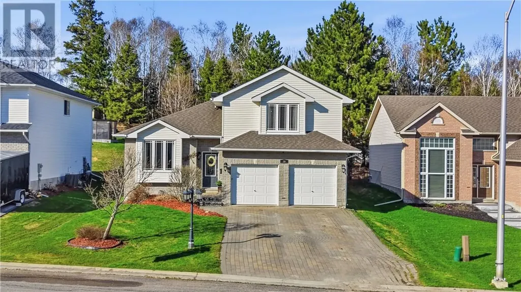 16 Bonnie Drive Lively ON P3Y 1P6
