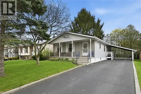 17 Richardson Drive Port Dover ON N0A 1N4