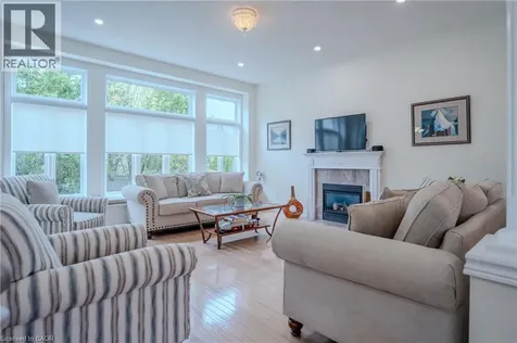79 Moorland Crescent Ancaster ON L9K 1N7
