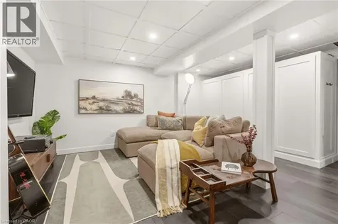 1191 Limeridge Road East Hamilton ON L8W 1E9