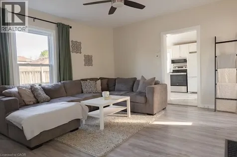 8 Dundas Street Brantford ON N3R 1R8