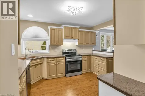 13 Burlwood Drive Elmira ON N3B 3L2