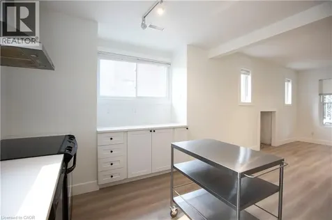 49 Fairleigh Avenue South Hamilton ON L8M 2K1