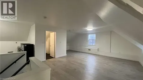 49 Fairleigh Avenue South Hamilton ON L8M 2K1