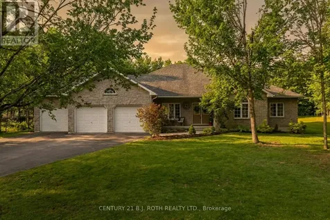 6 Hemlock Crescent Oro-medonte ON L0L 2L0