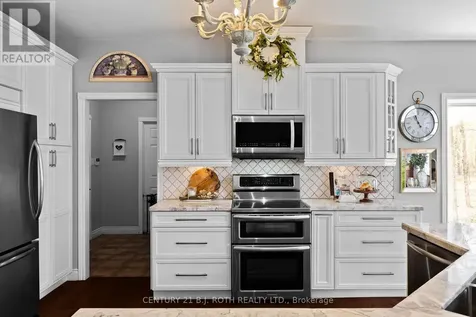 6 Hemlock Crescent Oro-medonte ON L0L 2L0