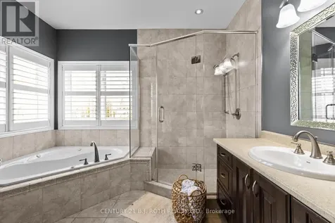 6 Hemlock Crescent Oro-medonte ON L0L 2L0