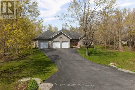 6 Hemlock Crescent Oro-medonte ON L0L 2L0