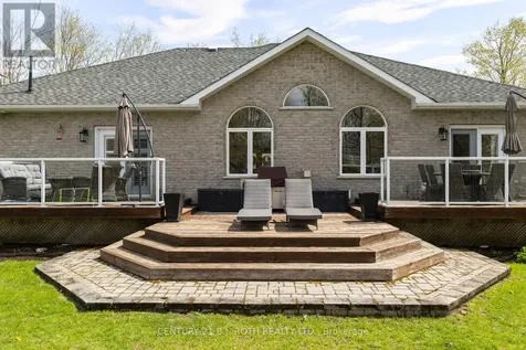 6 Hemlock Crescent Oro-medonte ON L0L 2L0