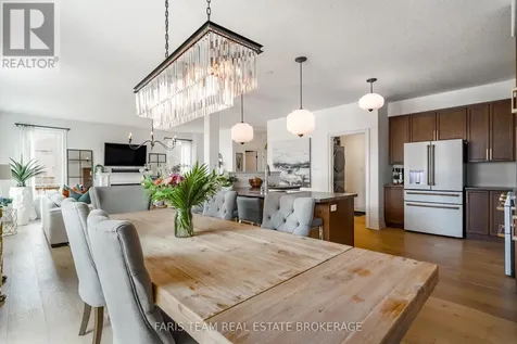 37 Lockerbie Crescent Collingwood ON L9Y 0Y9