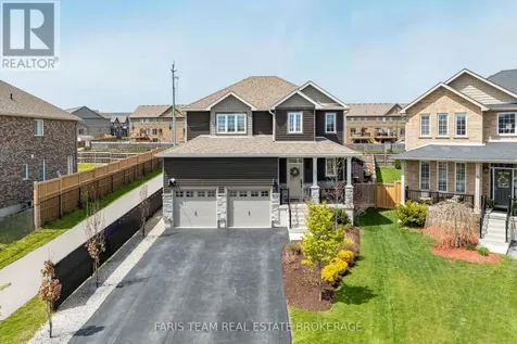 37 Lockerbie Crescent Collingwood ON L9Y 0Y9