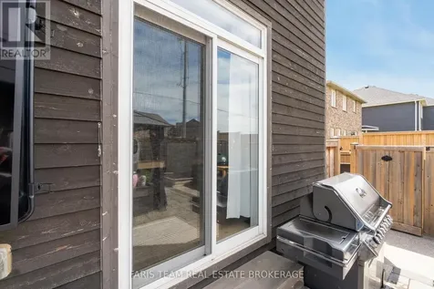 37 Lockerbie Crescent Collingwood ON L9Y 0Y9