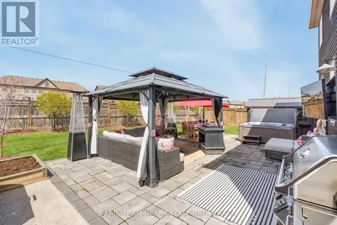 37 Lockerbie Crescent Collingwood ON L9Y 0Y9