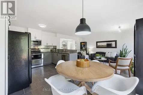 413 Montserrat Street Ottawa ON K2S 0L6