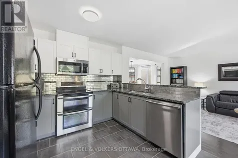 413 Montserrat Street Ottawa ON K2S 0L6
