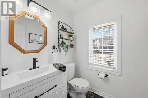 413 Montserrat Street Ottawa ON K2S 0L6