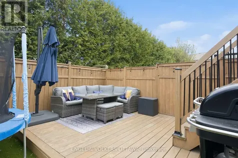 413 Montserrat Street Ottawa ON K2S 0L6
