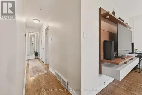 1081 Foley Avenue Ottawa ON K1G 2R4
