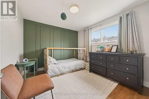 1081 Foley Avenue Ottawa ON K1G 2R4
