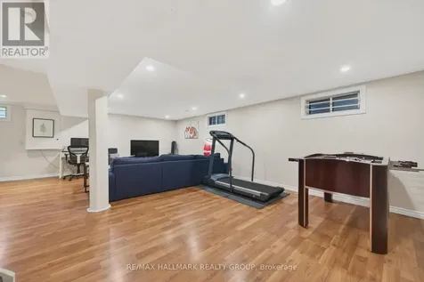 1081 Foley Avenue Ottawa ON K1G 2R4
