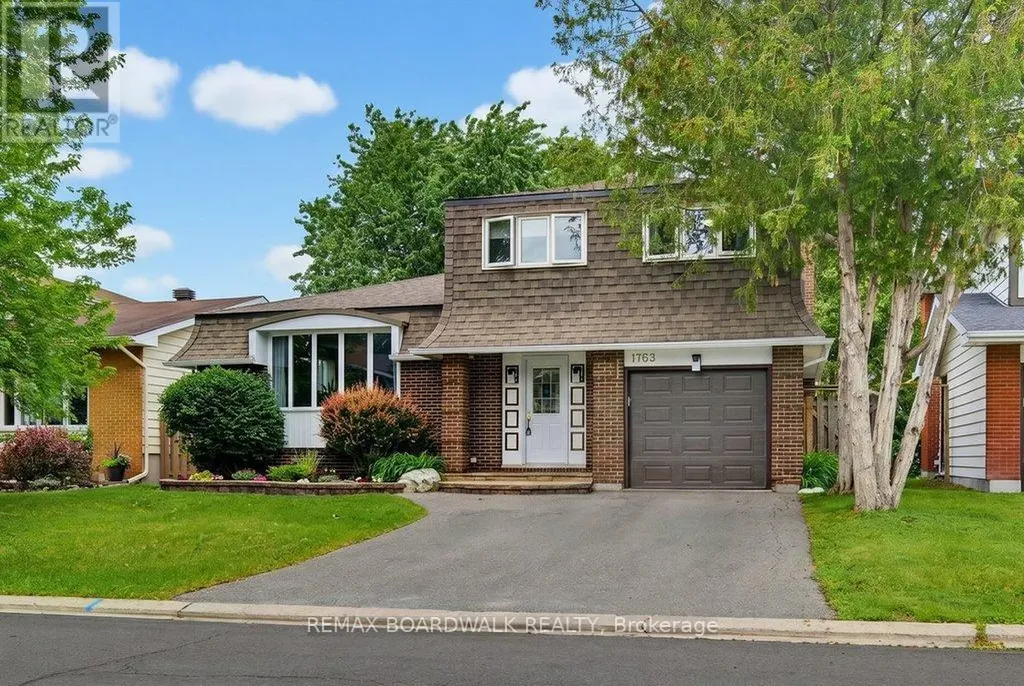 1703 Fieldstone Crescent Ottawa ON K1C 1R6