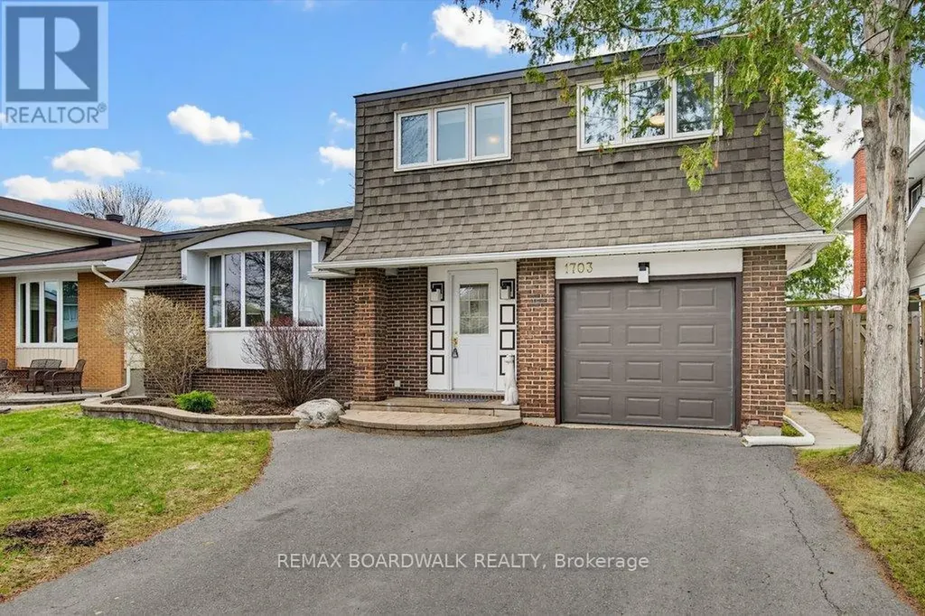 1703 Fieldstone Crescent Ottawa ON K1C 1R6