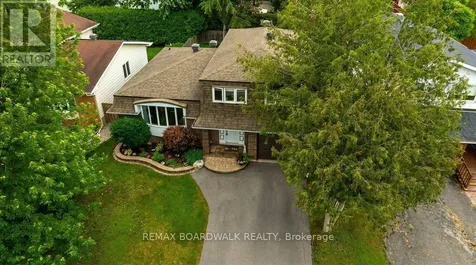 1703 Fieldstone Crescent Ottawa ON K1C 1R6