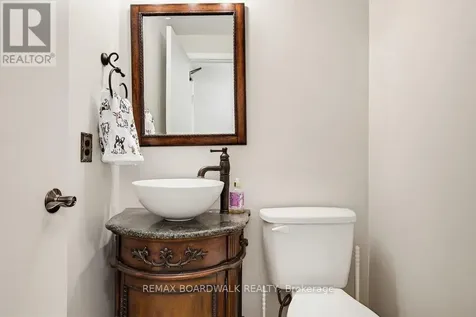1703 Fieldstone Crescent Ottawa ON K1C 1R6