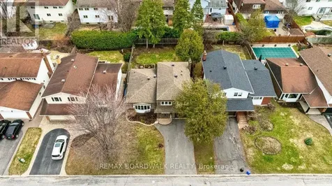 1703 Fieldstone Crescent Ottawa ON K1C 1R6
