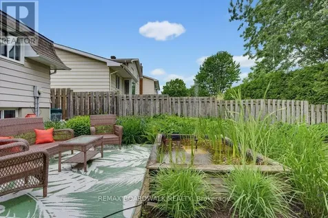 1703 Fieldstone Crescent Ottawa ON K1C 1R6
