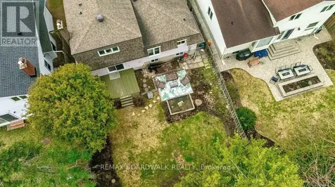 1703 Fieldstone Crescent Ottawa ON K1C 1R6