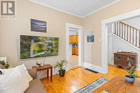 2068 7th Avenue West Owen Sound ON N4K 5L6
