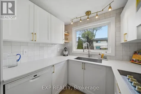 2333 Cotters Crescent Ottawa ON K1V 8Y7